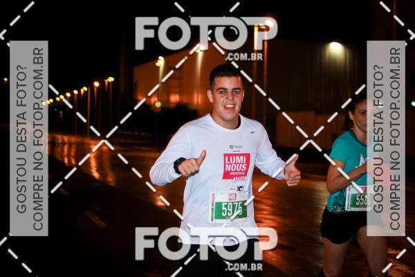 Buy your photos of the eventLuminous Run on Fotop