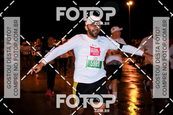 Buy your photos of the eventLuminous Run on Fotop