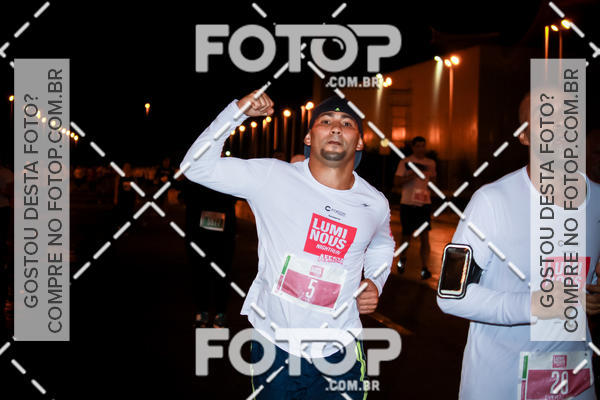 Buy your photos of the eventLuminous Run on Fotop