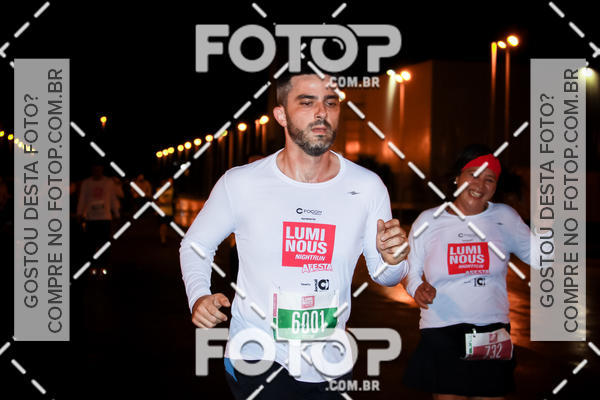 Buy your photos of the eventLuminous Run on Fotop