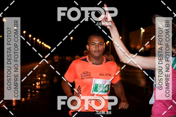 Buy your photos of the eventLuminous Run on Fotop