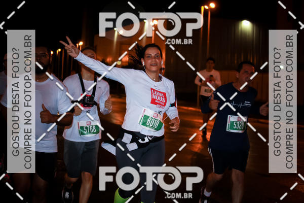 Buy your photos of the eventLuminous Run on Fotop