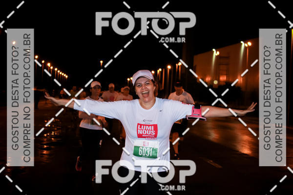 Buy your photos of the eventLuminous Run on Fotop