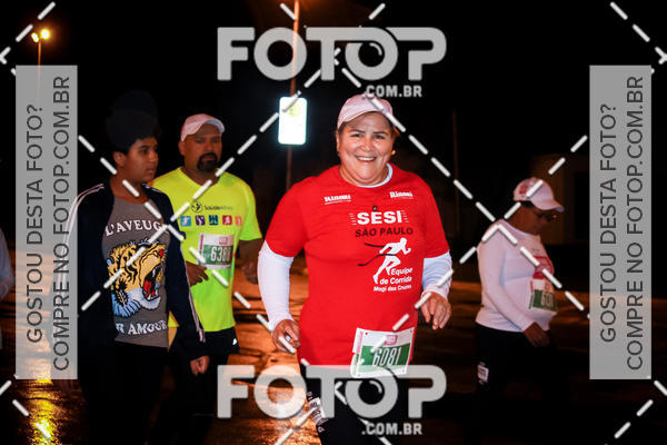 Buy your photos of the eventLuminous Run on Fotop