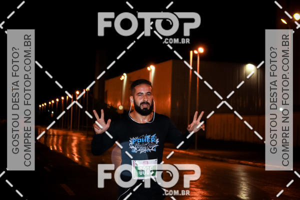 Buy your photos of the eventLuminous Run on Fotop