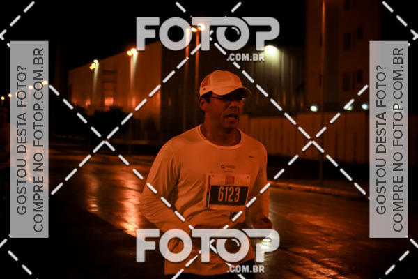 Buy your photos of the eventLuminous Run on Fotop