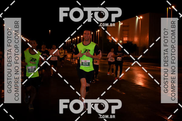 Buy your photos of the eventLuminous Run on Fotop