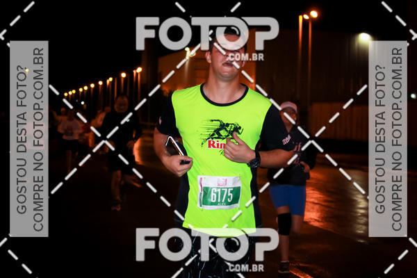 Buy your photos of the eventLuminous Run on Fotop
