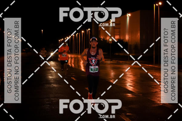 Buy your photos of the eventLuminous Run on Fotop
