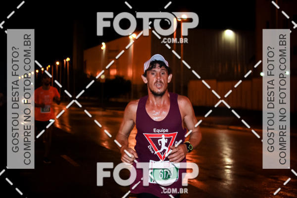 Buy your photos of the eventLuminous Run on Fotop