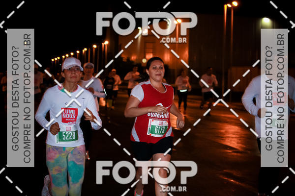 Buy your photos of the eventLuminous Run on Fotop
