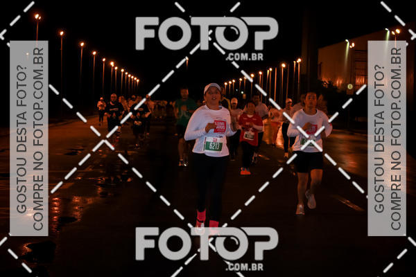 Buy your photos of the eventLuminous Run on Fotop