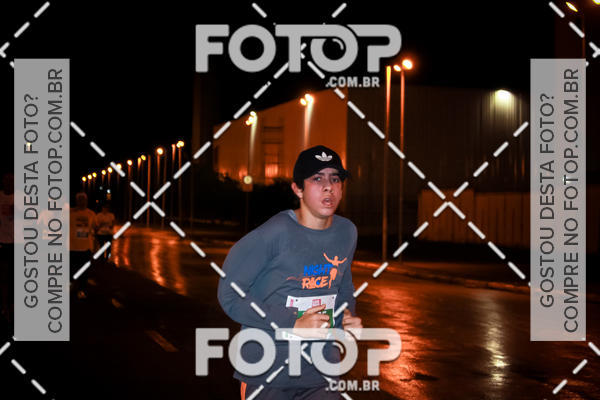 Buy your photos of the eventLuminous Run on Fotop