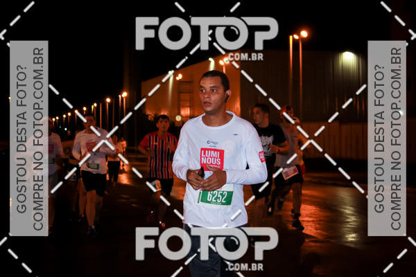 Buy your photos of the eventLuminous Run on Fotop