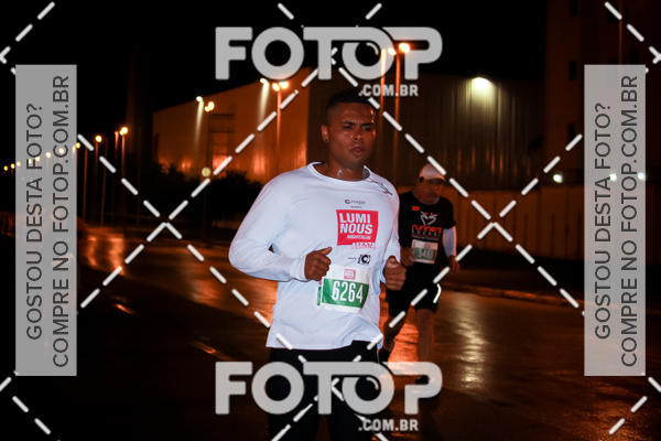 Buy your photos of the eventLuminous Run on Fotop
