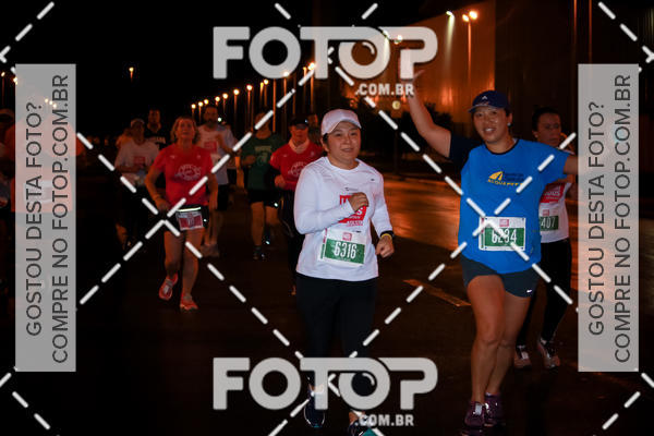 Buy your photos of the eventLuminous Run on Fotop