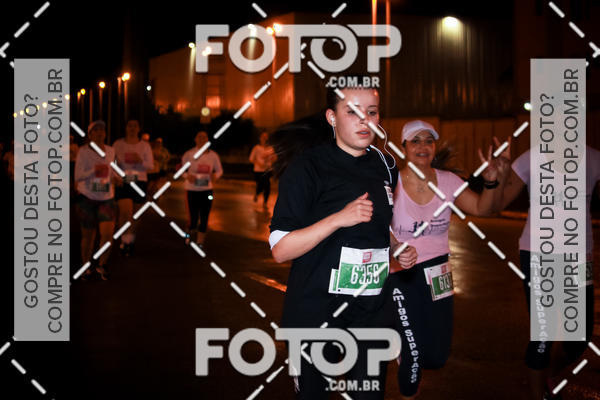 Buy your photos of the eventLuminous Run on Fotop
