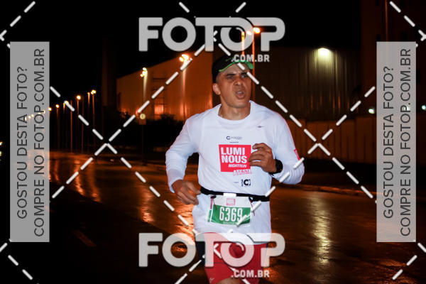 Buy your photos of the eventLuminous Run on Fotop