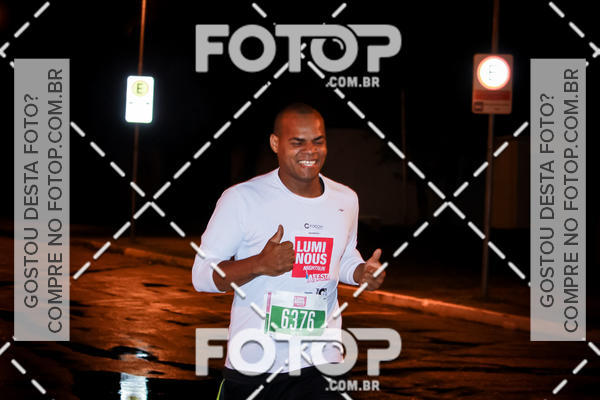 Buy your photos of the eventLuminous Run on Fotop