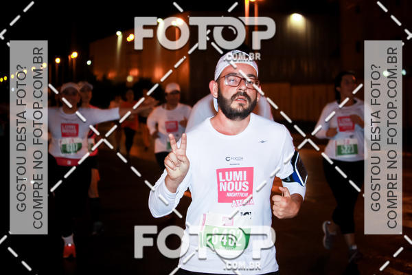 Buy your photos of the eventLuminous Run on Fotop