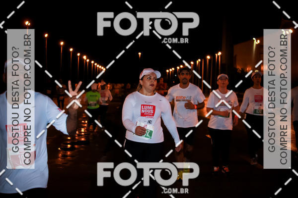 Buy your photos of the eventLuminous Run on Fotop