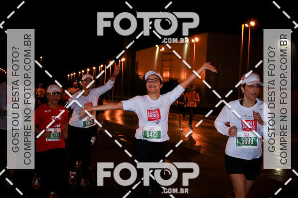 Buy your photos of the eventLuminous Run on Fotop