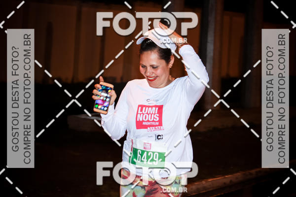 Buy your photos of the eventLuminous Run on Fotop