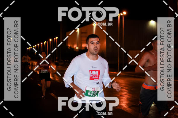 Buy your photos of the eventLuminous Run on Fotop