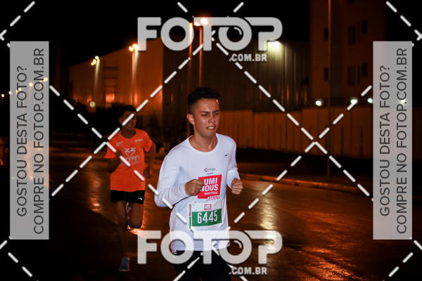Buy your photos of the eventLuminous Run on Fotop