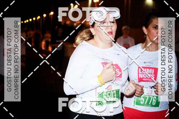 Buy your photos of the eventLuminous Run on Fotop