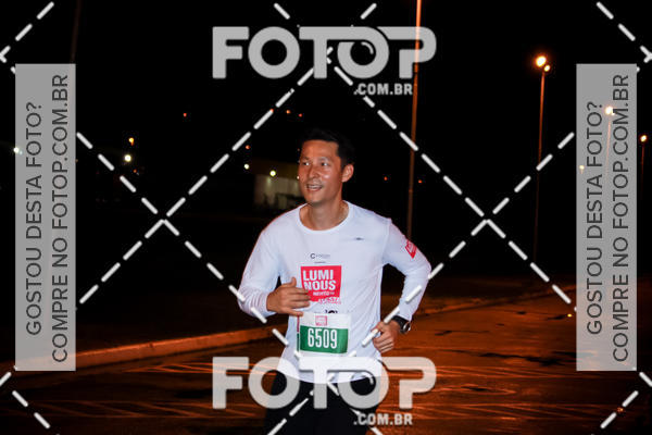 Buy your photos of the eventLuminous Run on Fotop