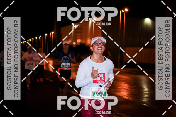Buy your photos of the eventLuminous Run on Fotop