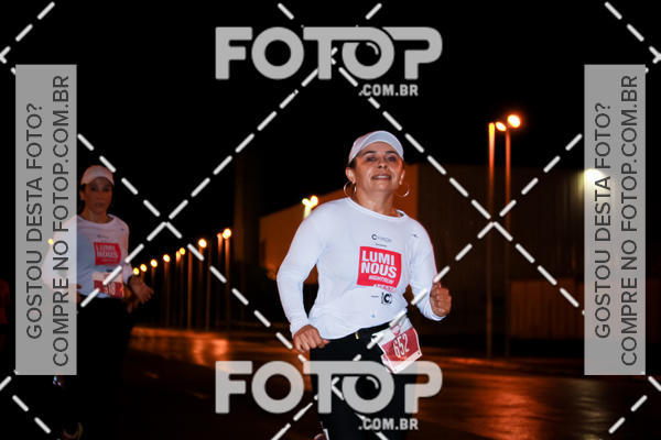 Buy your photos of the eventLuminous Run on Fotop