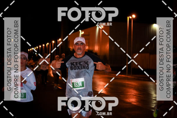 Buy your photos of the eventLuminous Run on Fotop