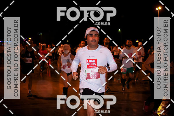Buy your photos of the eventLuminous Run on Fotop