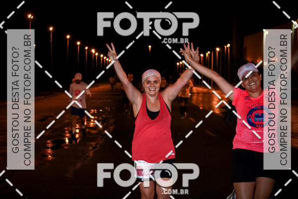 Buy your photos of the eventLuminous Run on Fotop