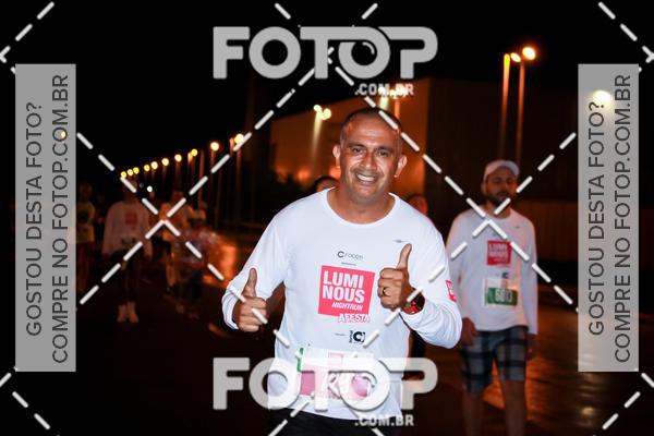 Buy your photos of the eventLuminous Run on Fotop