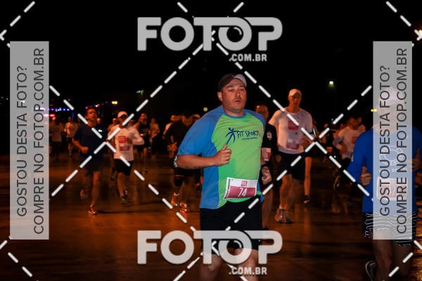 Buy your photos of the eventLuminous Run on Fotop