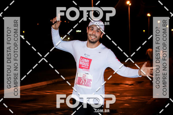 Buy your photos of the eventLuminous Run on Fotop