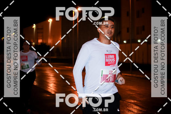 Buy your photos of the eventLuminous Run on Fotop