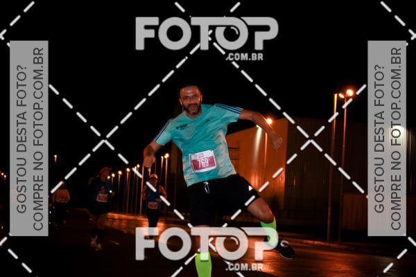 Buy your photos of the eventLuminous Run on Fotop