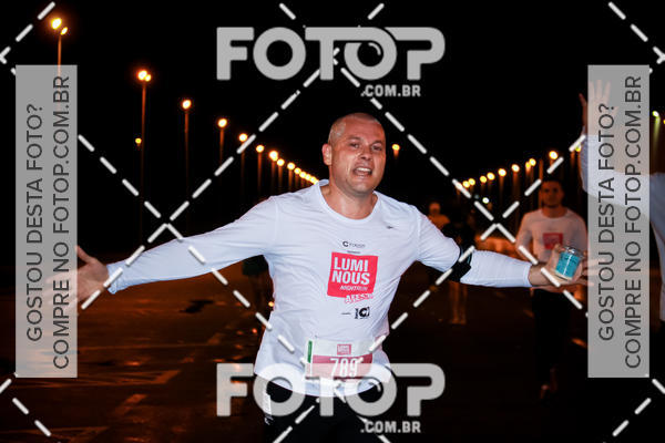 Buy your photos of the eventLuminous Run on Fotop