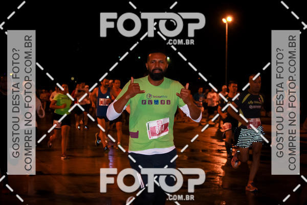 Buy your photos of the eventLuminous Run on Fotop