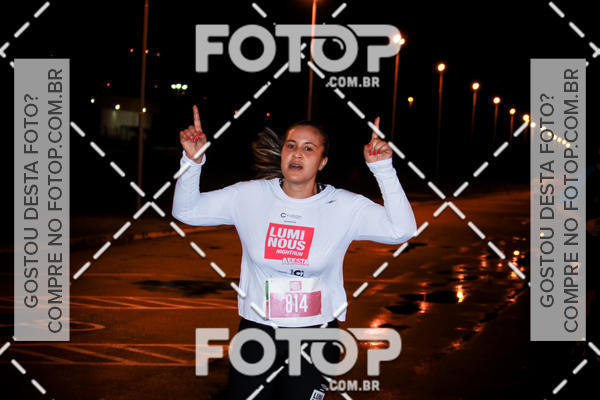 Buy your photos of the eventLuminous Run on Fotop