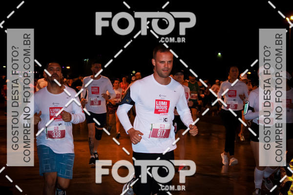 Buy your photos of the eventLuminous Run on Fotop