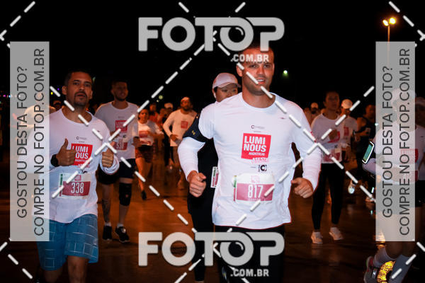 Buy your photos of the eventLuminous Run on Fotop