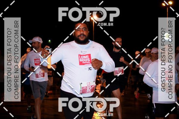 Buy your photos of the eventLuminous Run on Fotop