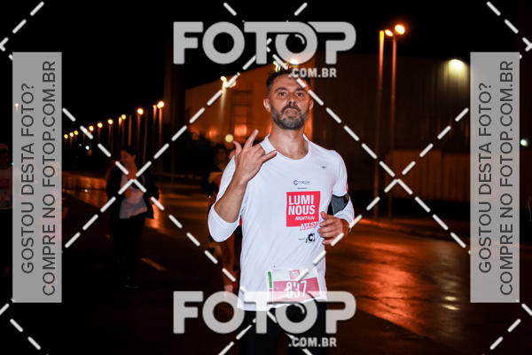 Buy your photos of the eventLuminous Run on Fotop