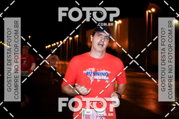 Buy your photos of the eventLuminous Run on Fotop