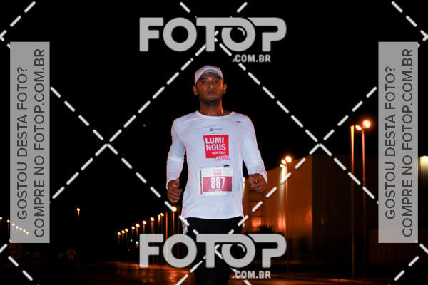 Buy your photos of the eventLuminous Run on Fotop